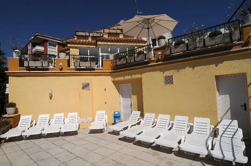 Apartaments Ar Enjoy Monjardi Lloret de Mar 0*,