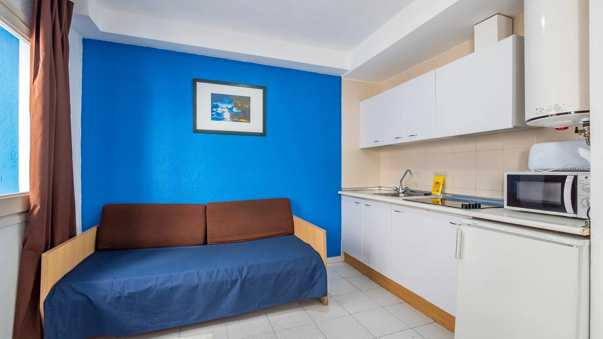 Apartaments Ar Enjoy Monjardi Lloret de Mar 0*,  España